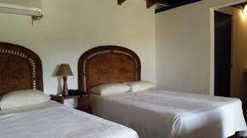 Karahe 3* Manuel Antonio